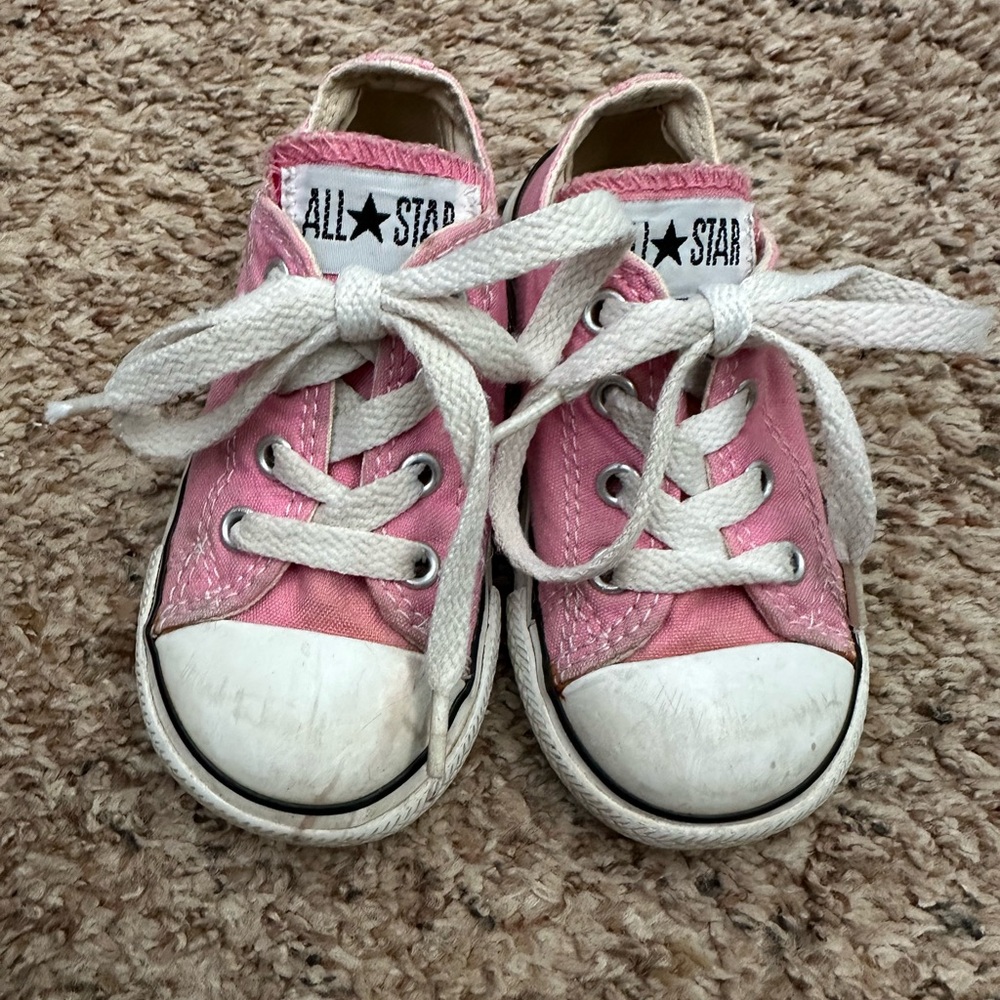 Converse 6c pink shoes